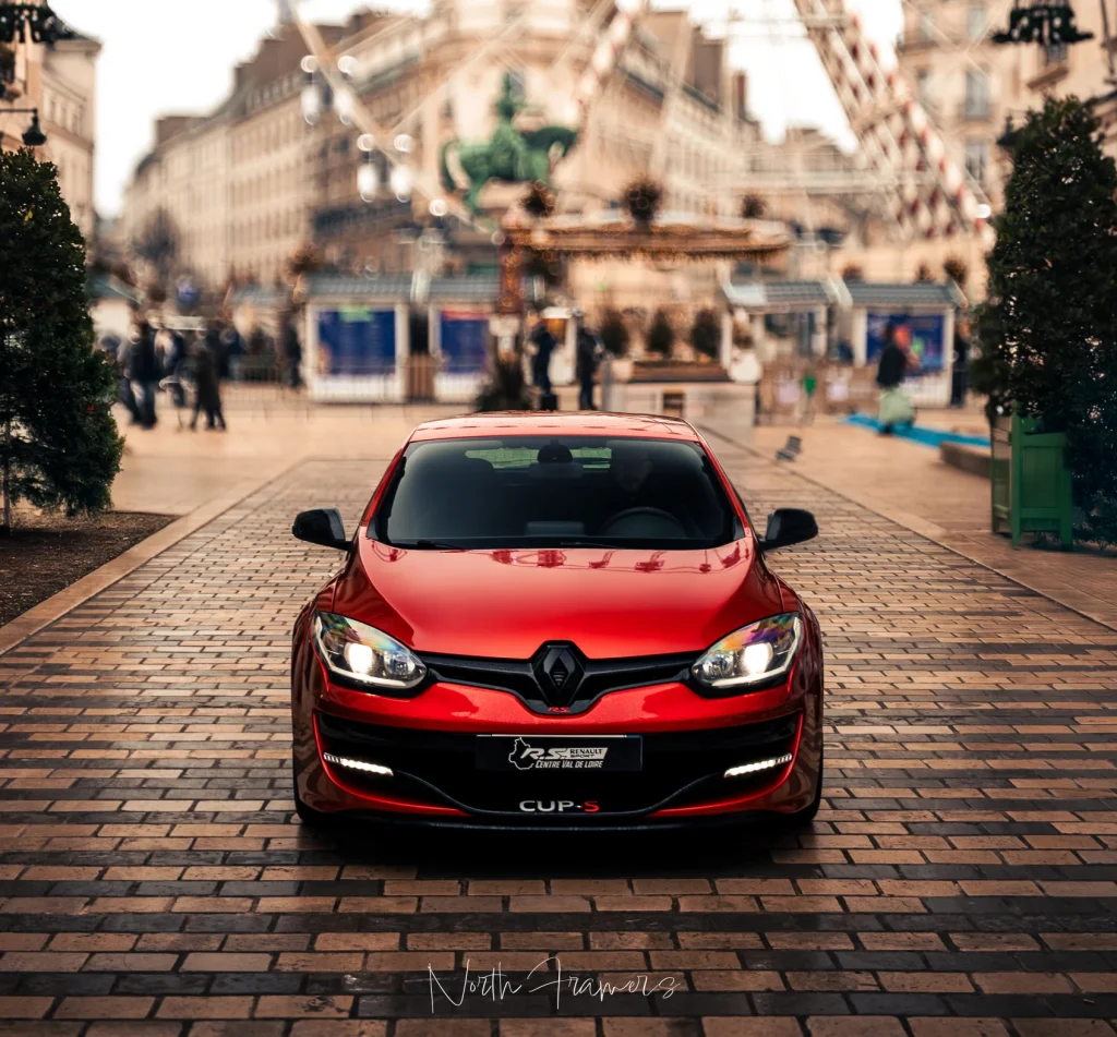 Megane 3 RS dans les rues d'orléans